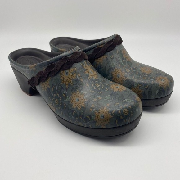 CROCS Shoes - CROCS Sarah Graphic Floral Green / Brown Womens US‎ 9 Dual Comfort Clog EUC